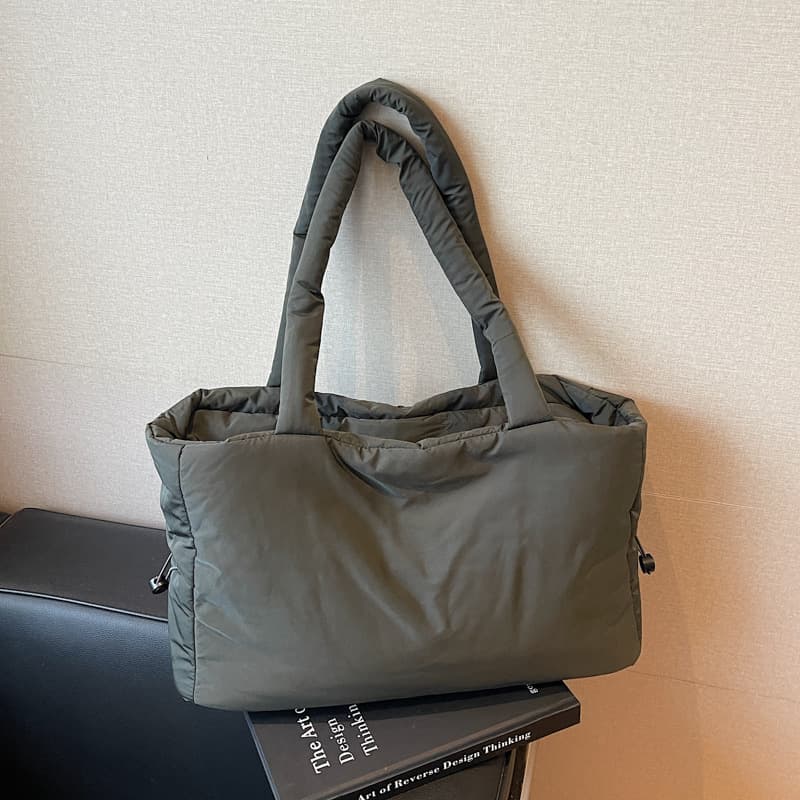 メンズトートバッグ 中綿入りふんわり軽量メンズトートバッグ
